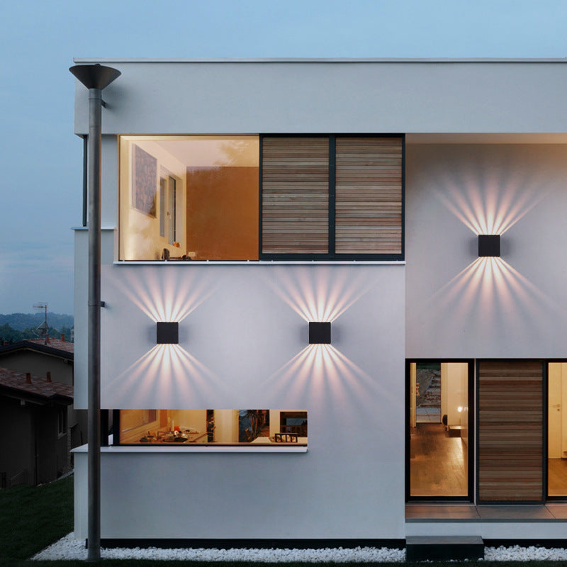 Éclairage extérieur moderne minimaliste avec lumière blanche chaude résistant pour jardin et terrasse