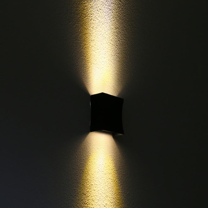 Applique murale LED extérieure design moderne lumière blanche chaude étanche jardin terrasse