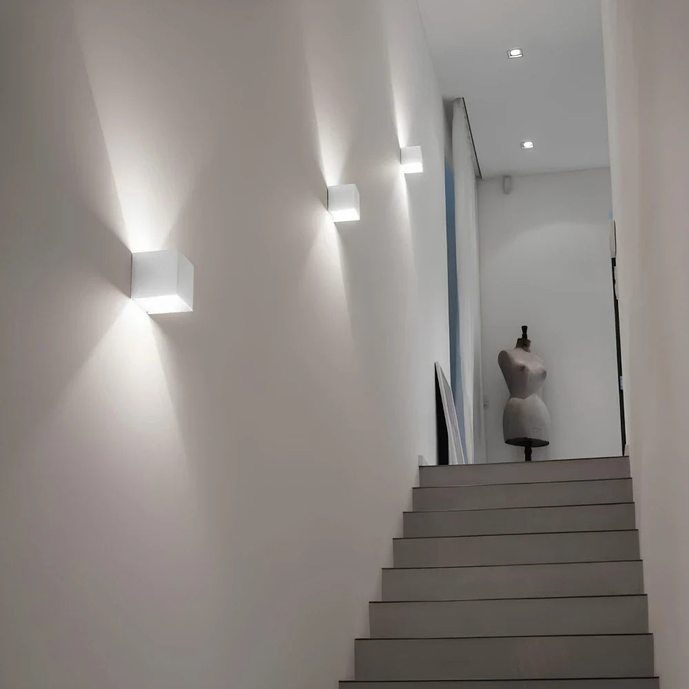 Applique murale LED blanc chaud pour extérieur jardin étanche design moderne décorative et autonome