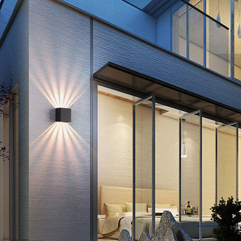 Éclairage extérieur moderne minimaliste avec lumière blanche chaude résistant pour jardin et terrasse