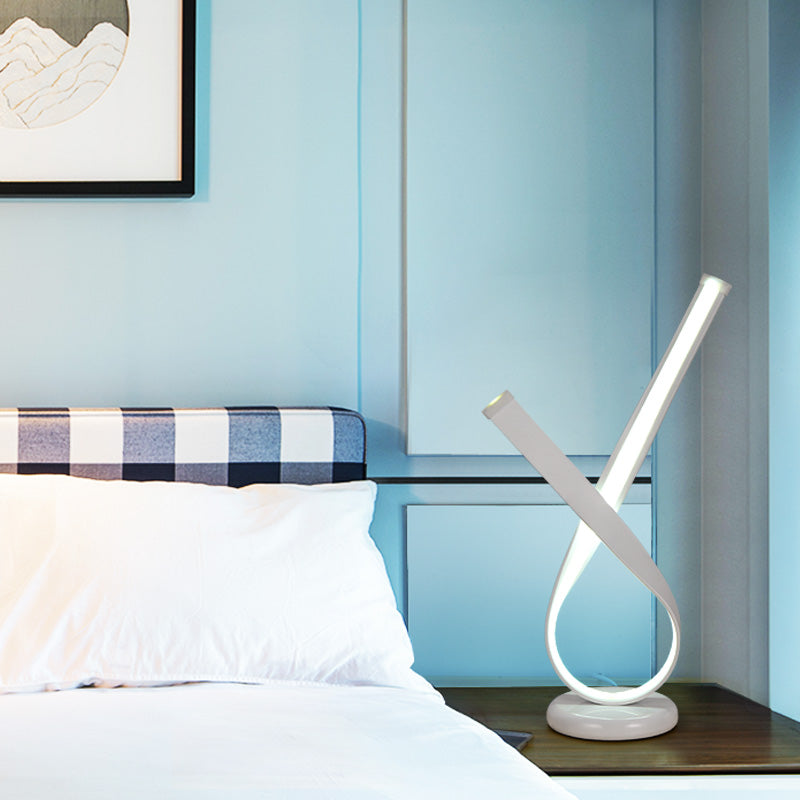 Lumévia – Lampe de Table LED Moderne avec Diffuseur Acrylique pour Salon