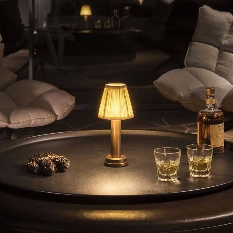 SoftAura – Lampe de table LED en tissu premium