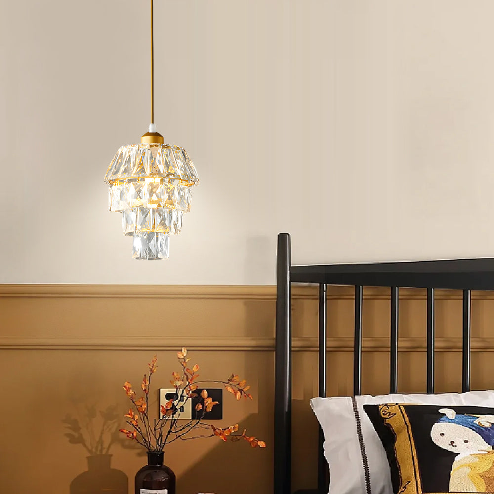 Aurélia – Mini Lustre Cristal Moderne Or et Noir Salon