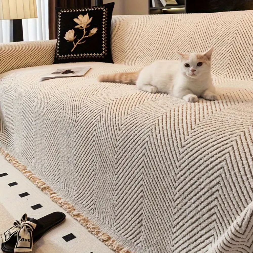 Housse de canapé | Motif chevrons, rayures ajustée 1