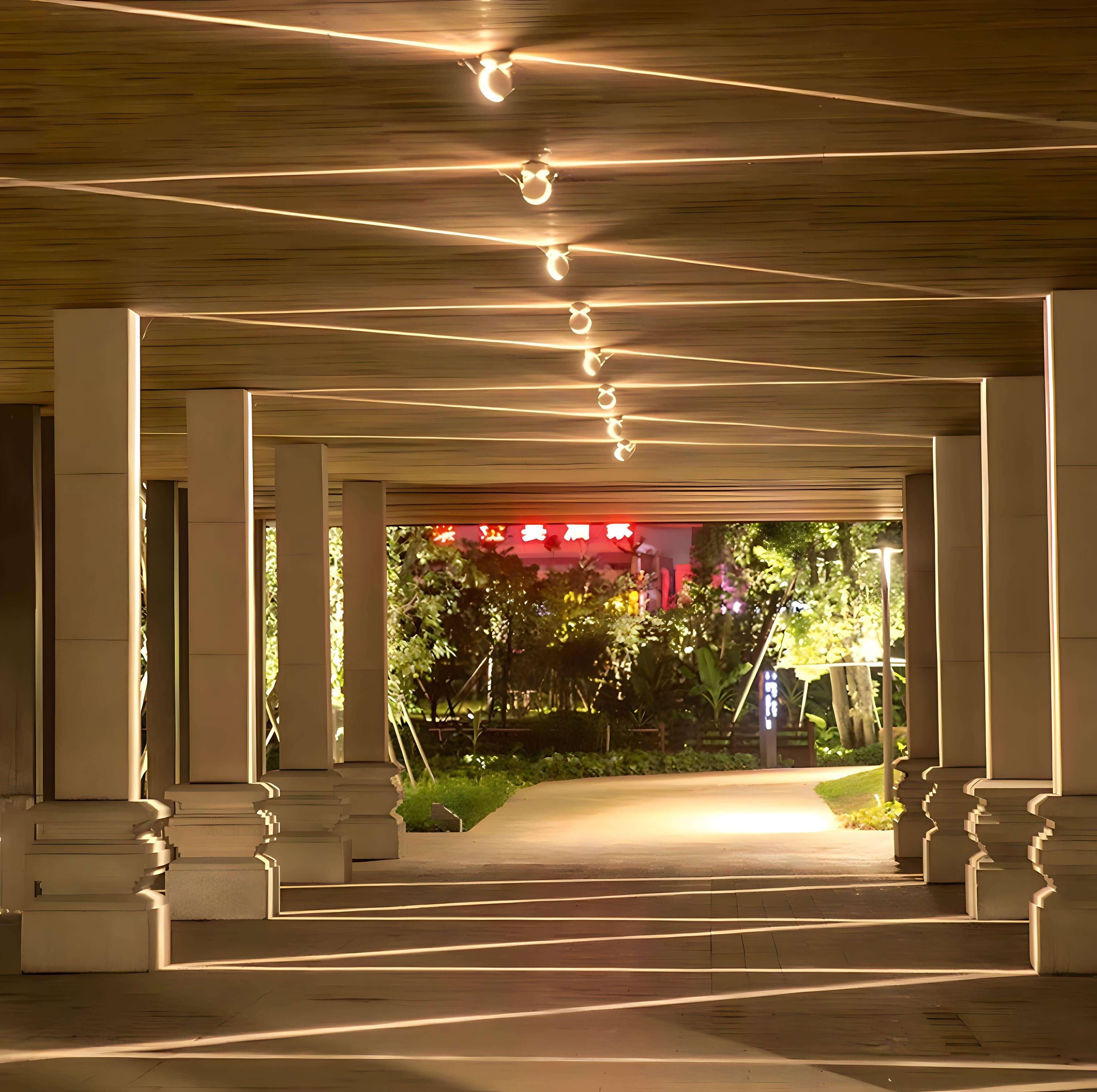 Bande LED Design Moderne RGB Rotative pour Intérieur