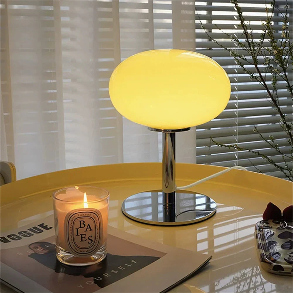 Écliora – Lampe de Table LED Rechargeable au Design Ludique pour Salon