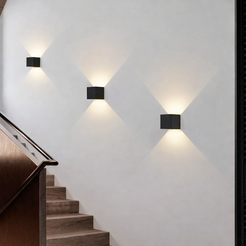 LumiSensor – Lampe murale étanche pour intérieur et extérieur
