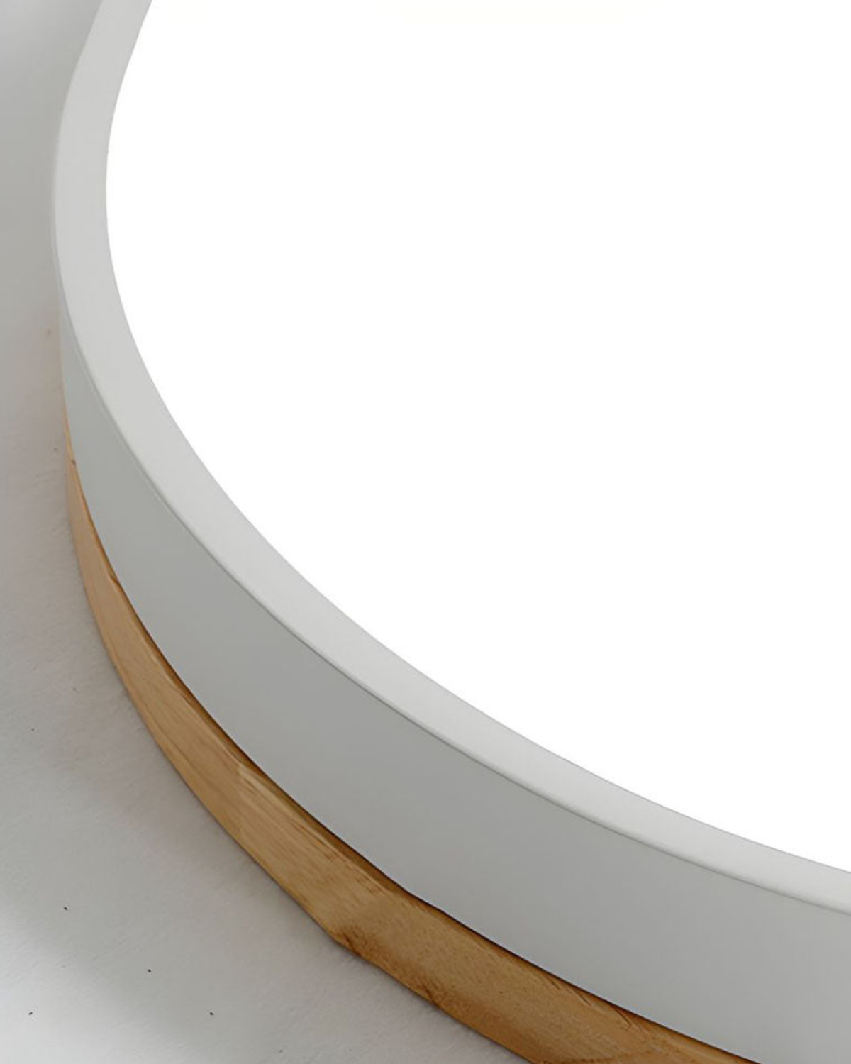 Plafonnier Design | Forme Ronde, Détail En Bois, Ruban Vert 2