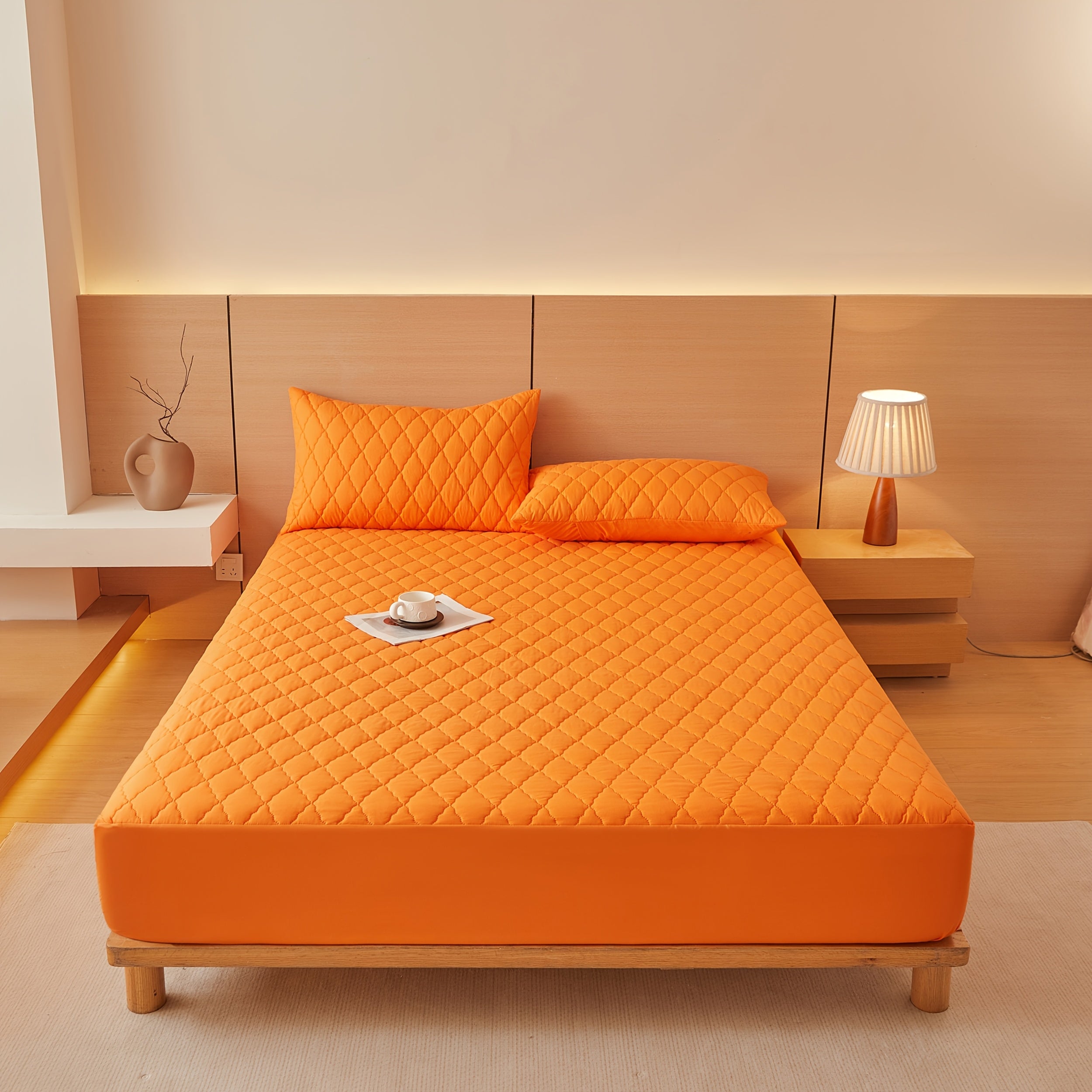Housse de Matelas Matelassée Polyester Blanche 160 × 200 cm – Face Supérieure Imperméable, Lavable en Machine, Maintien Semi-Couvert