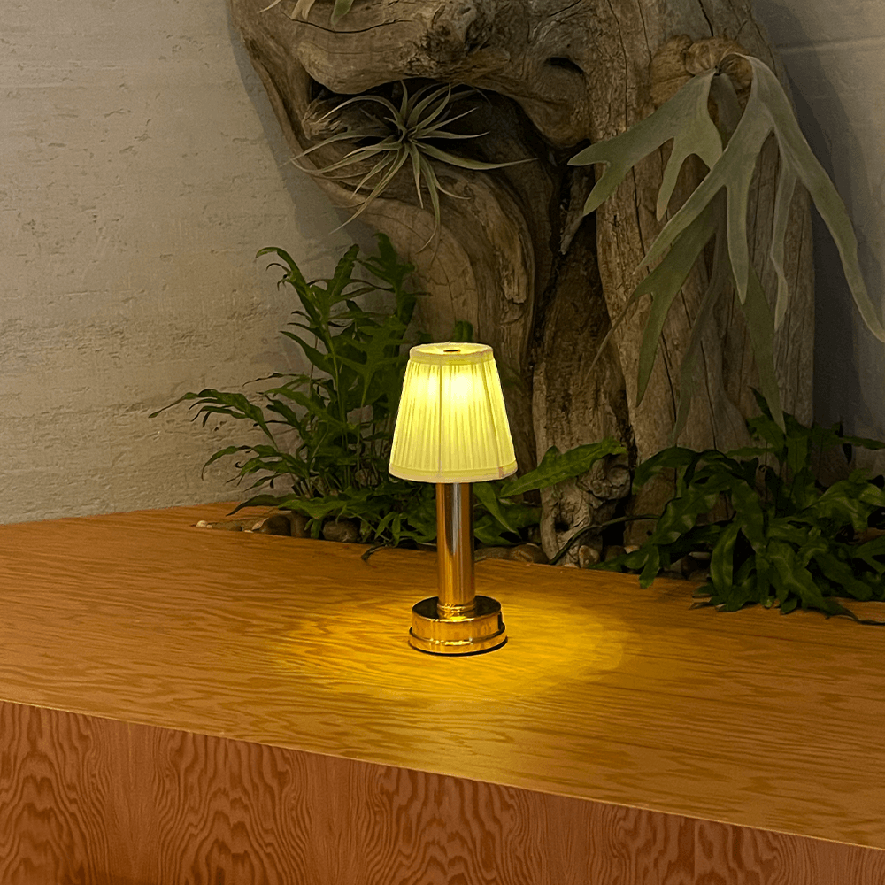 SoftAura – Lampe de table LED en tissu premium