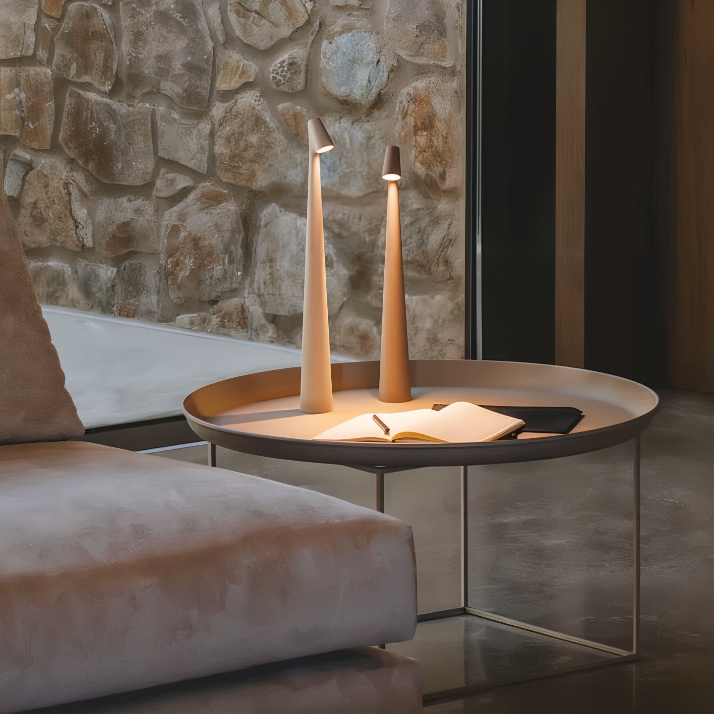 LumiTouch – Lampe LED noire élégante pour salon sans fil