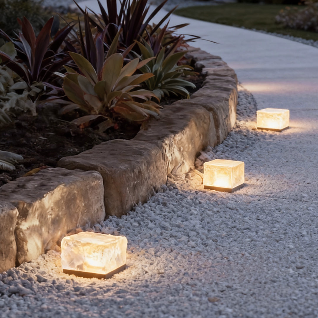 Cube de glace solaire extérieur blanc chaud froid bleu vert IP65 design moderne pour jardin terrasse