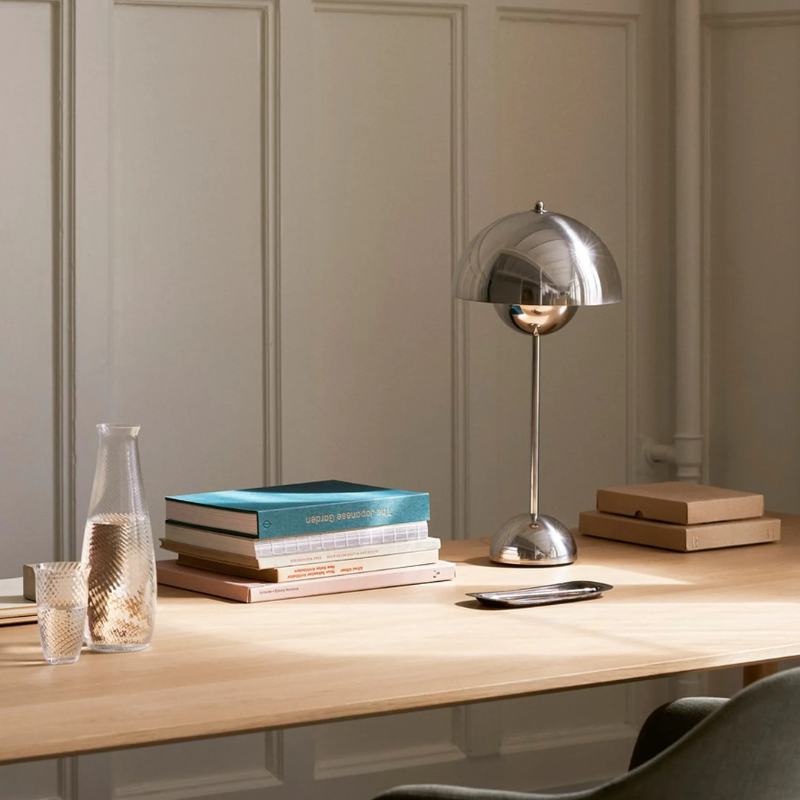 Fleuréa – Lampe LED de Table Rechargeable à Intensité Réglable