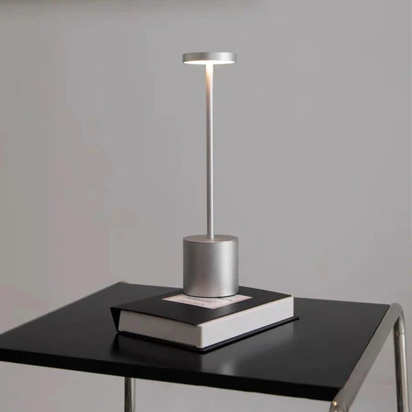 AuraLux – Lampe de Table LED Sans Fil Moderne Réglable pour Salon