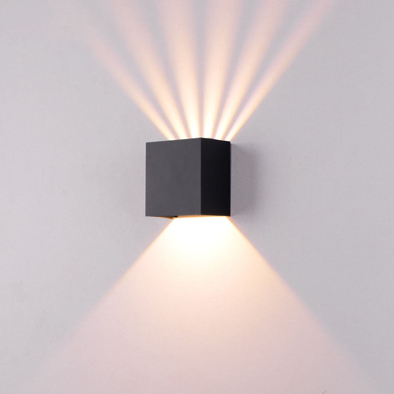 Éclairage extérieur moderne minimaliste avec lumière blanche chaude résistant pour jardin et terrasse