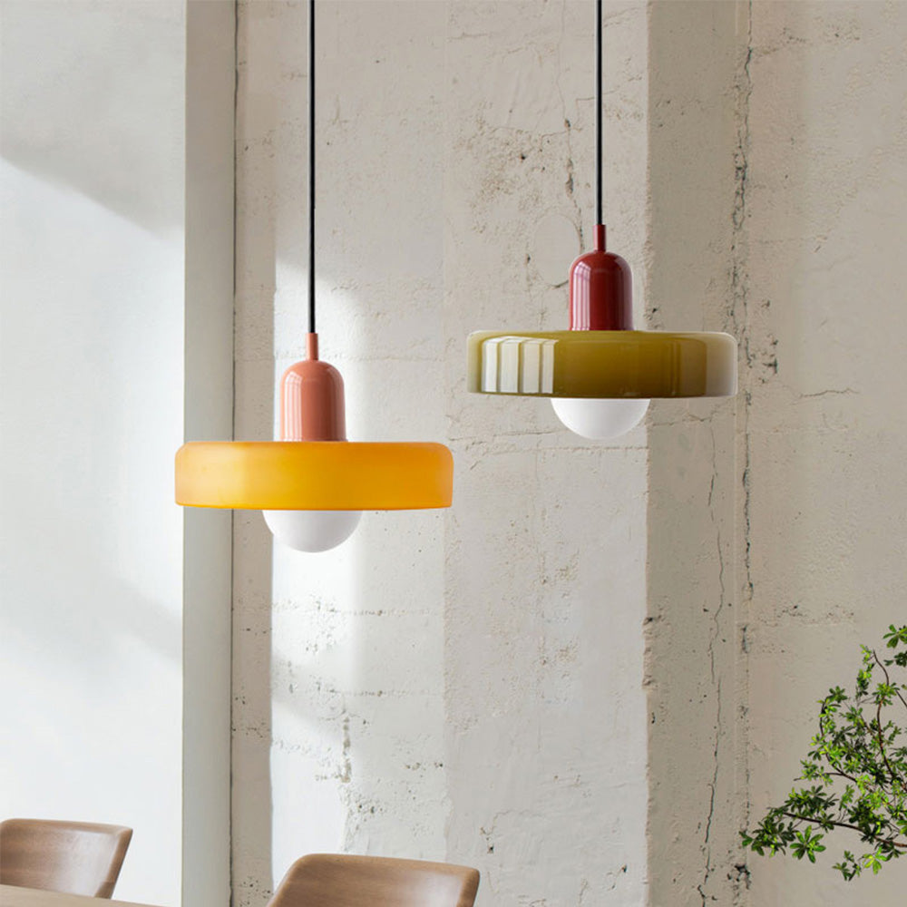 LuminoBau – Suspension Bauhaus en Verre Coloré, Design Moderne, Intérieur