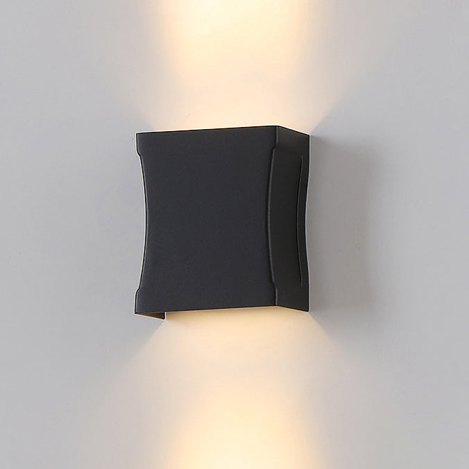 Applique murale LED extérieure design moderne lumière blanche chaude étanche jardin terrasse