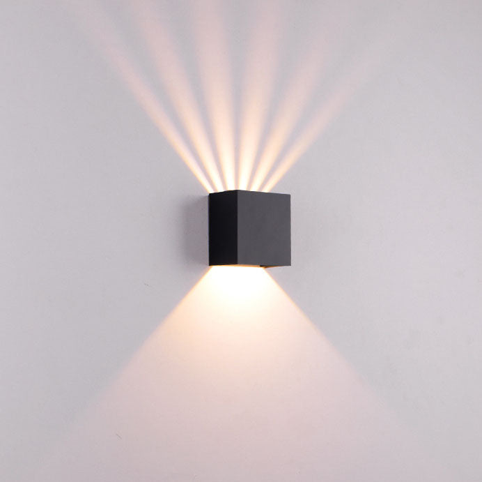 Éclairage extérieur moderne minimaliste avec lumière blanche chaude résistant pour jardin et terrasse