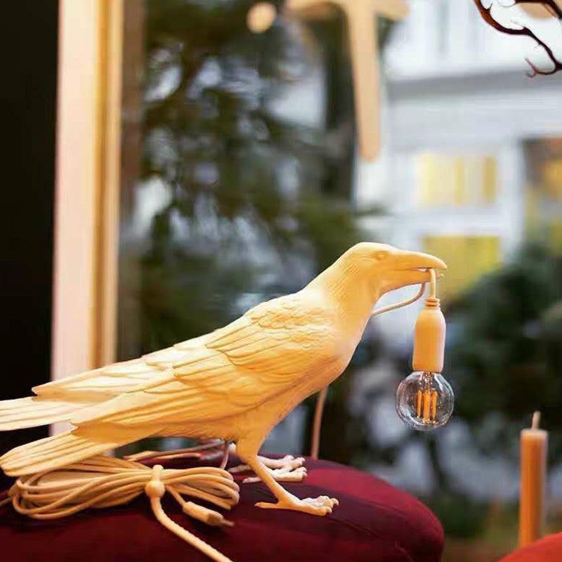 AvianGlow – Lampe de Table Artistique en Résine pour Chambre