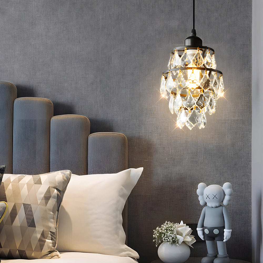 Aurélia – Mini Lustre Cristal Moderne Or et Noir Salon
