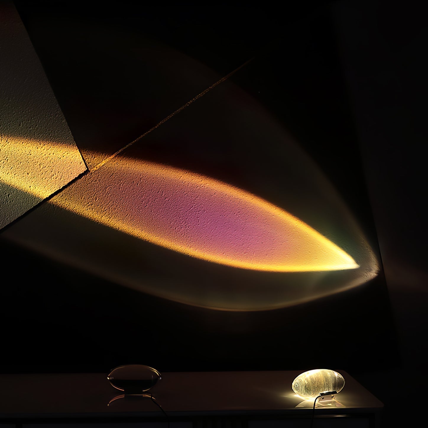 GraceLamp – Lampe de table élégante avec lumière claire et raffinée