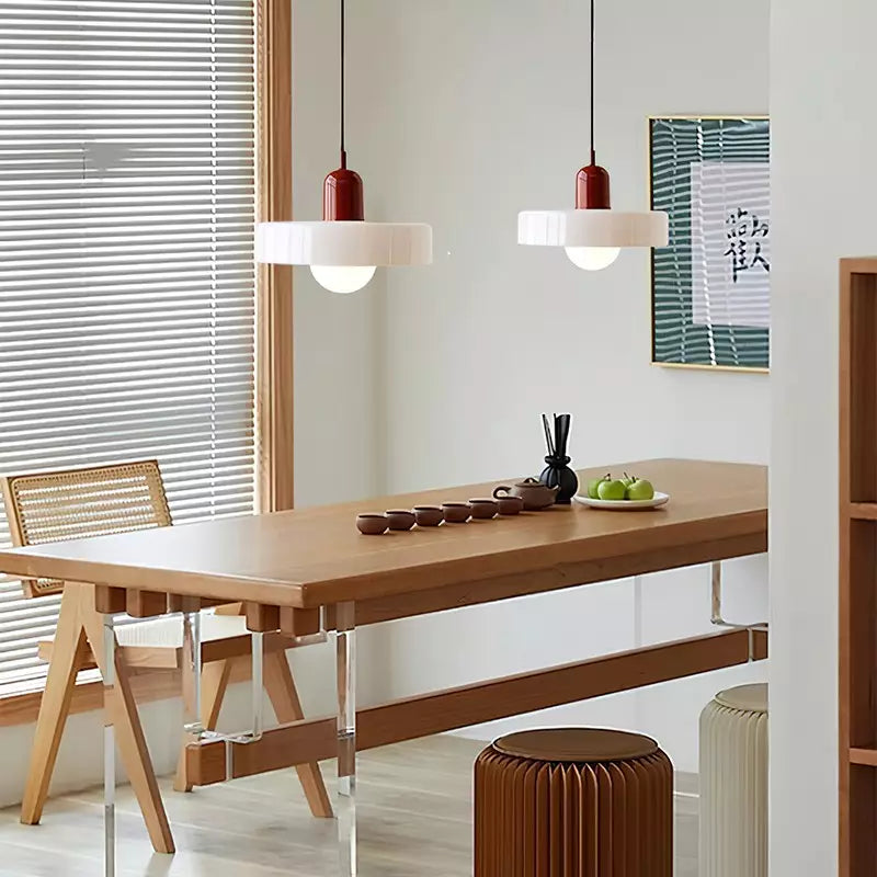 LuminoBau – Suspension Bauhaus en Verre Coloré, Design Moderne, Intérieur