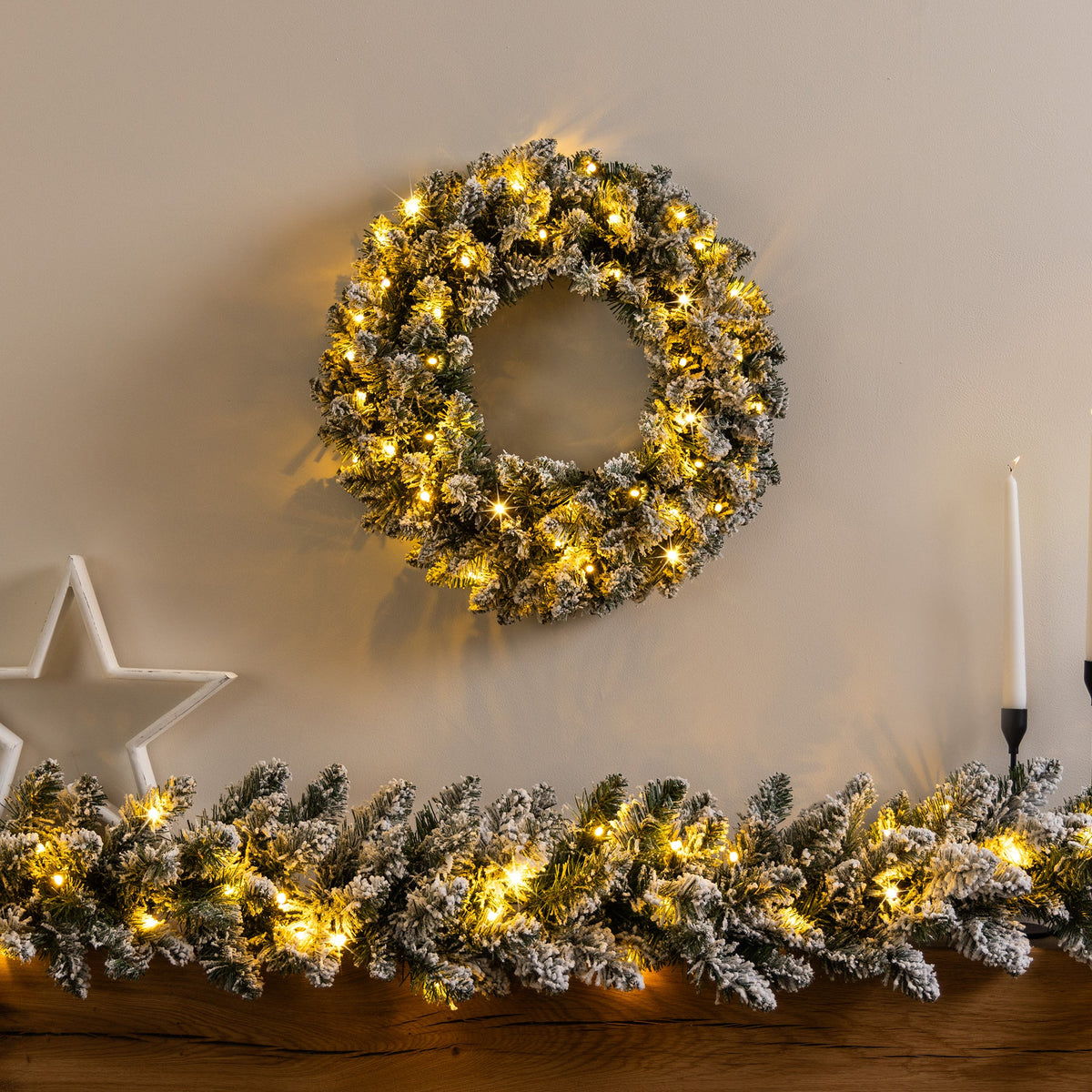 Couronne de Noël | Illuminée, Effet Enneigé 0