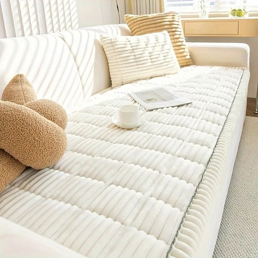 Housse de canapé | Bords Plissés, Tissu en Peluche 2