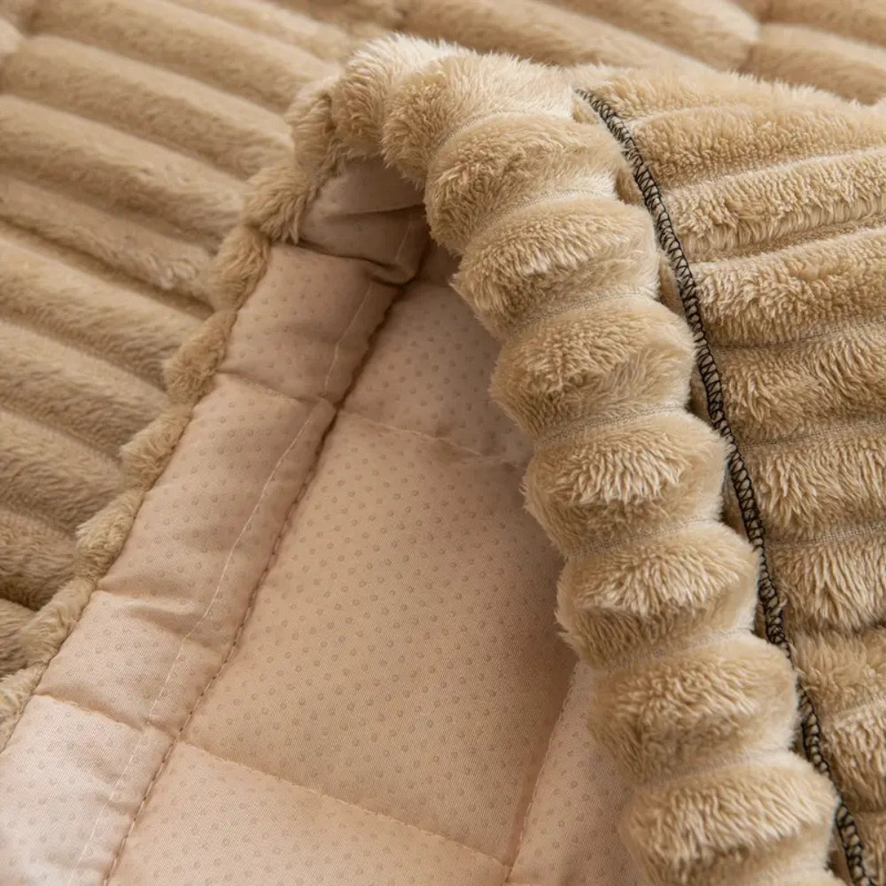 Housse de canapé | Bords Plissés, Tissu en Peluche 4