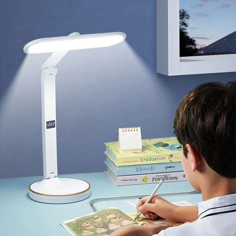 ChronoLight – Lampe de bureau LED avec horloge et éclairage économe