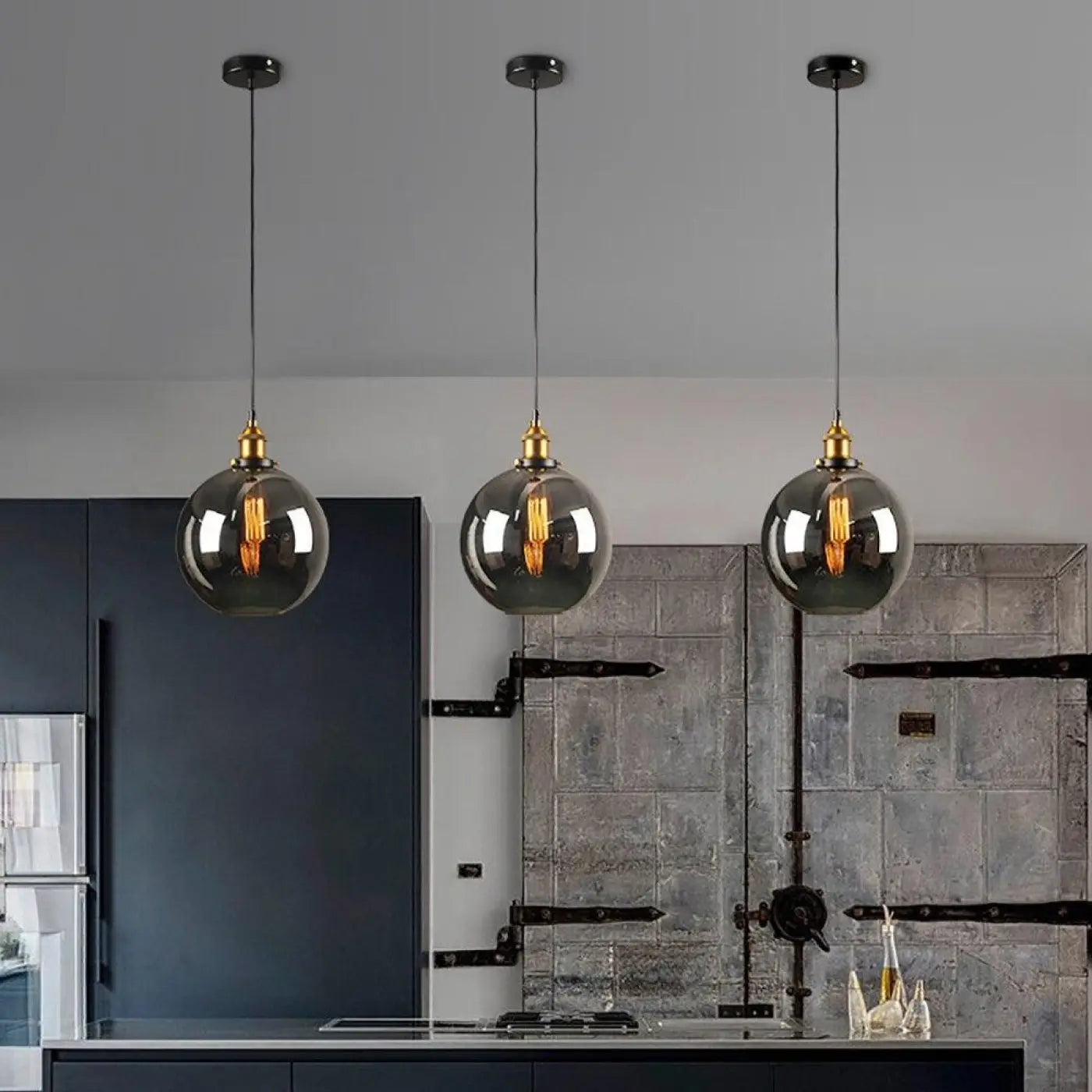 Luminaire Suspendu | Verre Fumé, Design Épuré 2