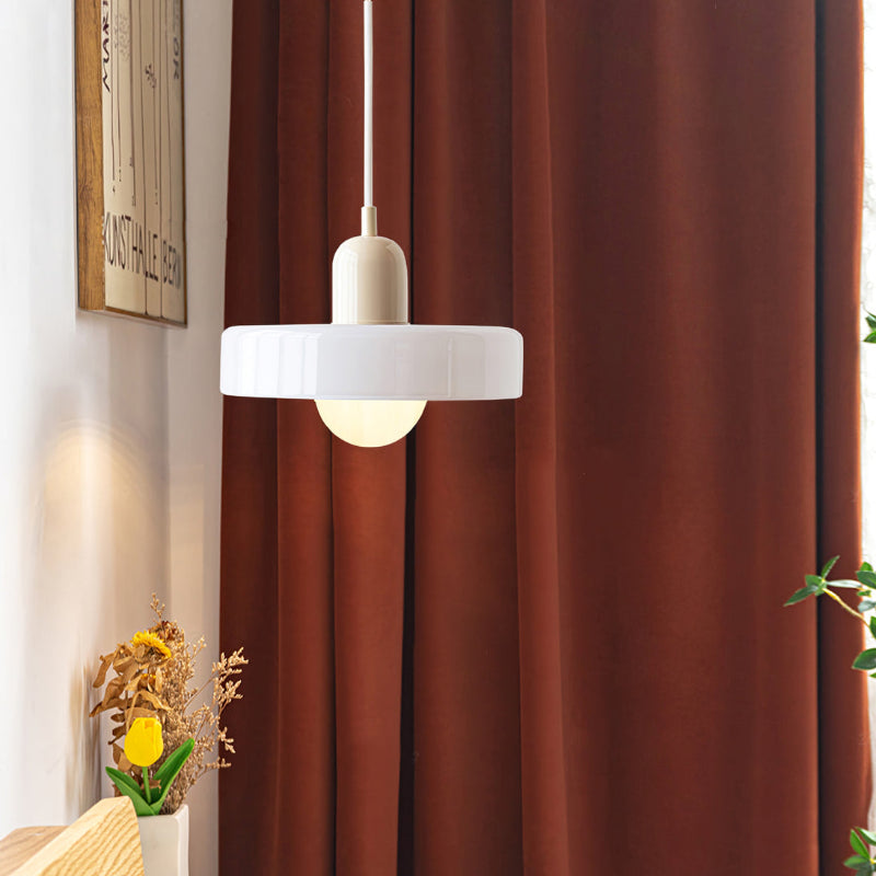 LuminoBau – Suspension Bauhaus en Verre Coloré, Design Moderne, Intérieur