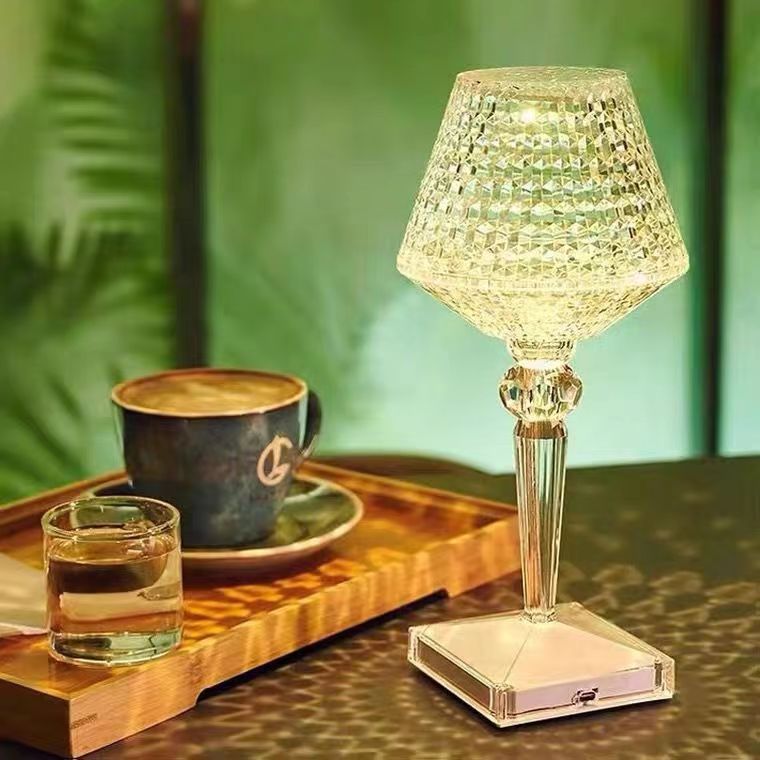 RadiantCrystal – Lampe de table LED en cristal avec trois niveaux de luminosité réglables
