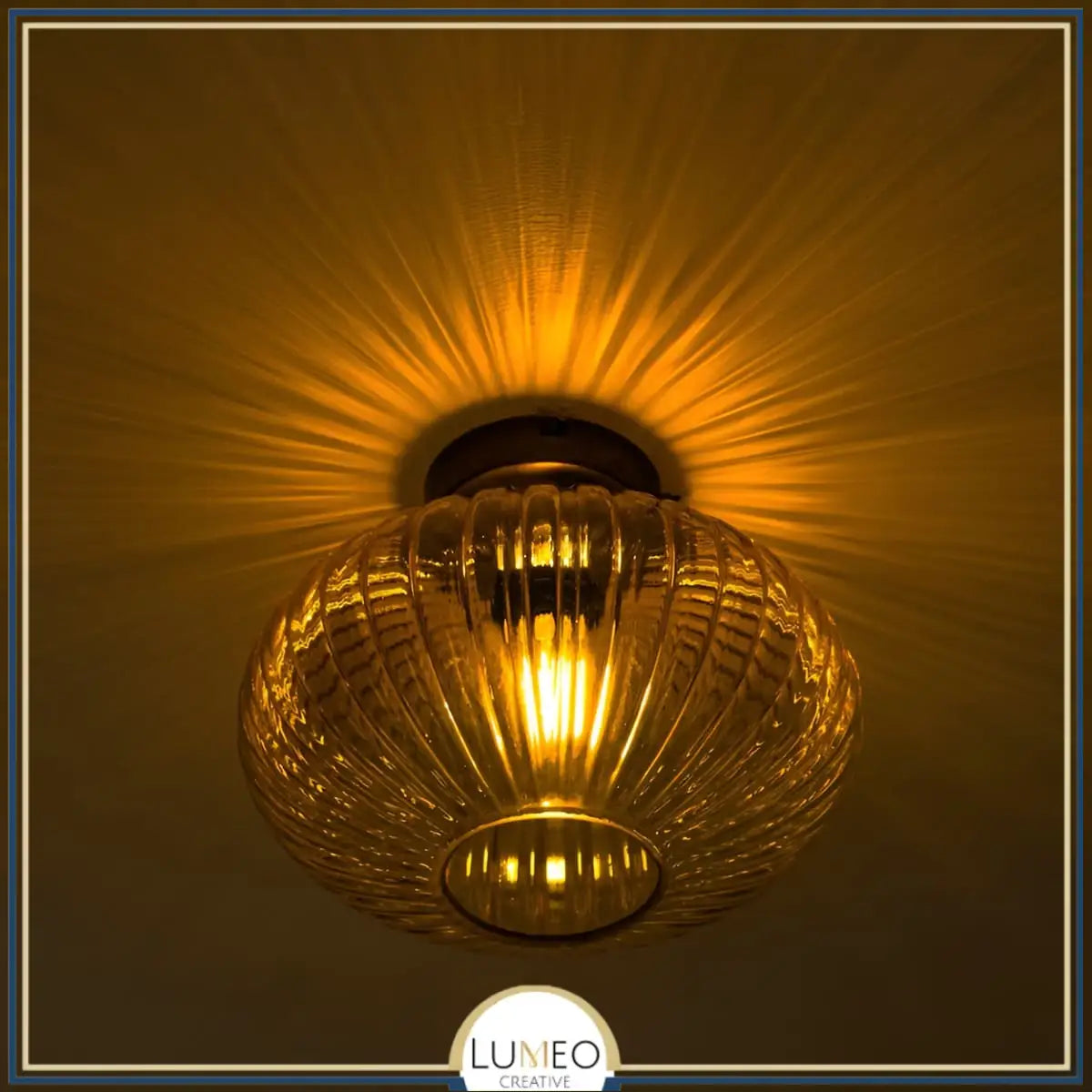 Plafonnier Led | Verre Soufflé, Structure Métallique Dorée 1