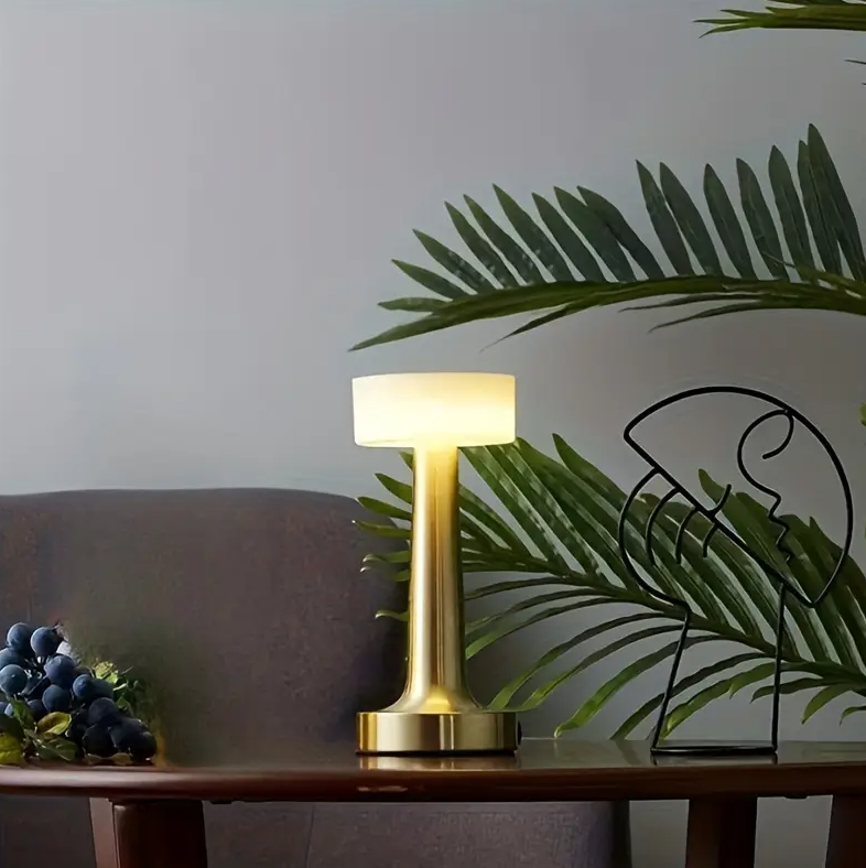 LunaHalo I Lampe de Table Sans Fil – LED, Rechargeable, Design Moderne pour Chambre