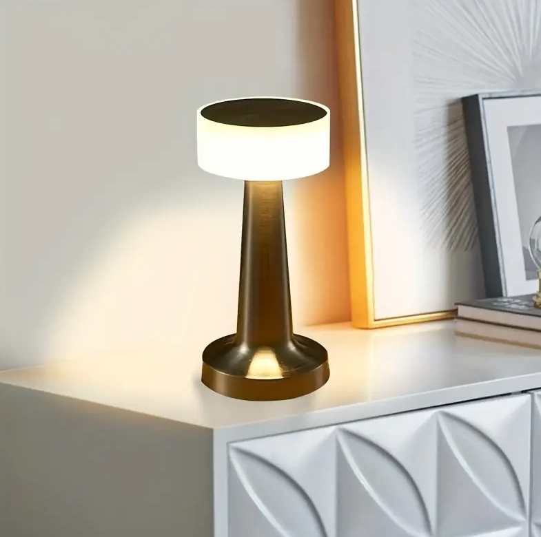 LunaHalo I Lampe de Table Sans Fil – LED, Rechargeable, Design Moderne pour Chambre