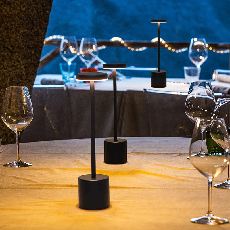 AuraLux – Lampe de Table LED Sans Fil Moderne Réglable pour Salon