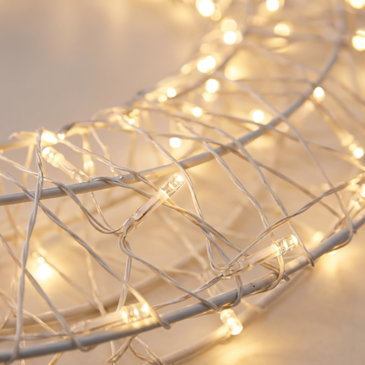Couronne lumineuse LED Ø45 cm, 720 LED blanc chaud, couronne en métal avec minuterie pour fenêtre et porte