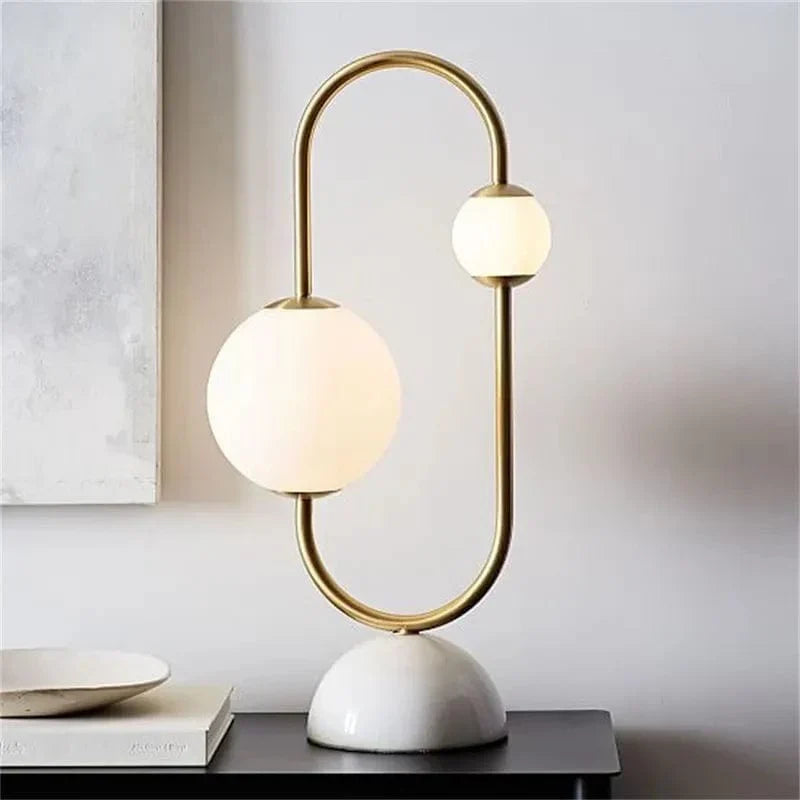 Ardélia – Lampe de Table LED Minimaliste Blanche pour Salon