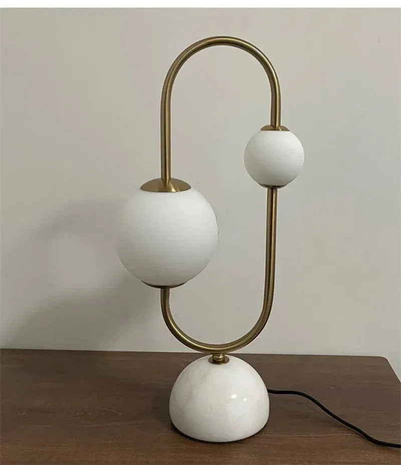 Ardélia – Lampe de Table LED Minimaliste Blanche pour Salon
