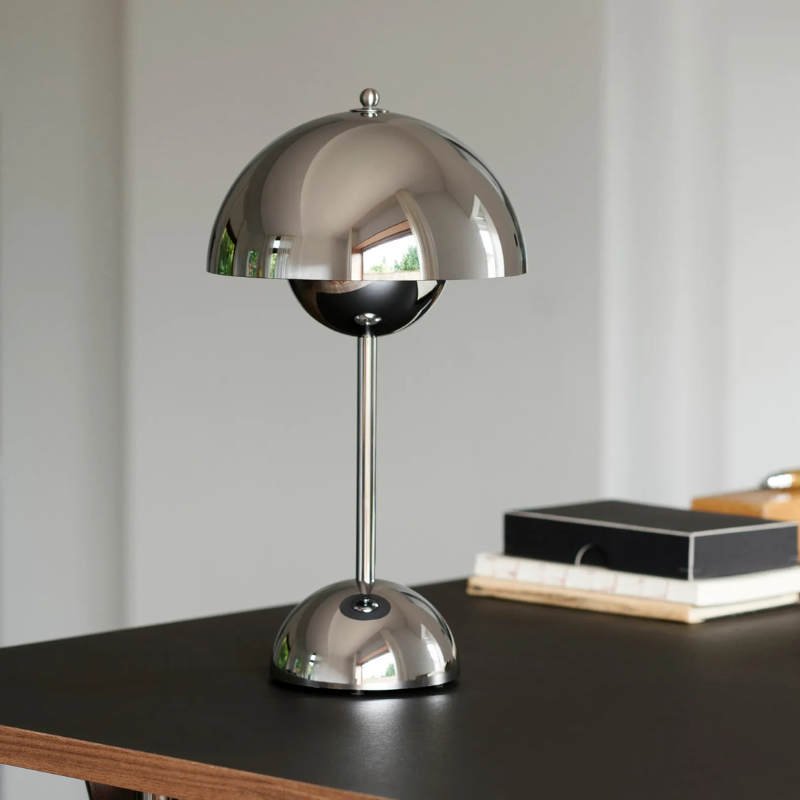 Lampe de table design scandinave FlowerGlow