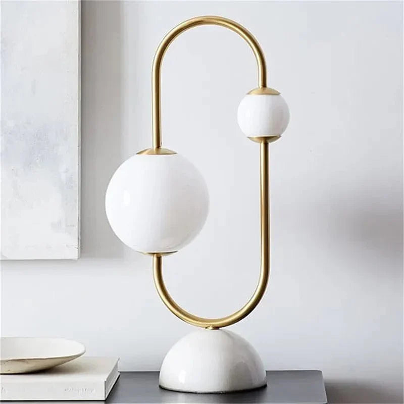 Ardélia – Lampe de Table LED Minimaliste Blanche pour Salon