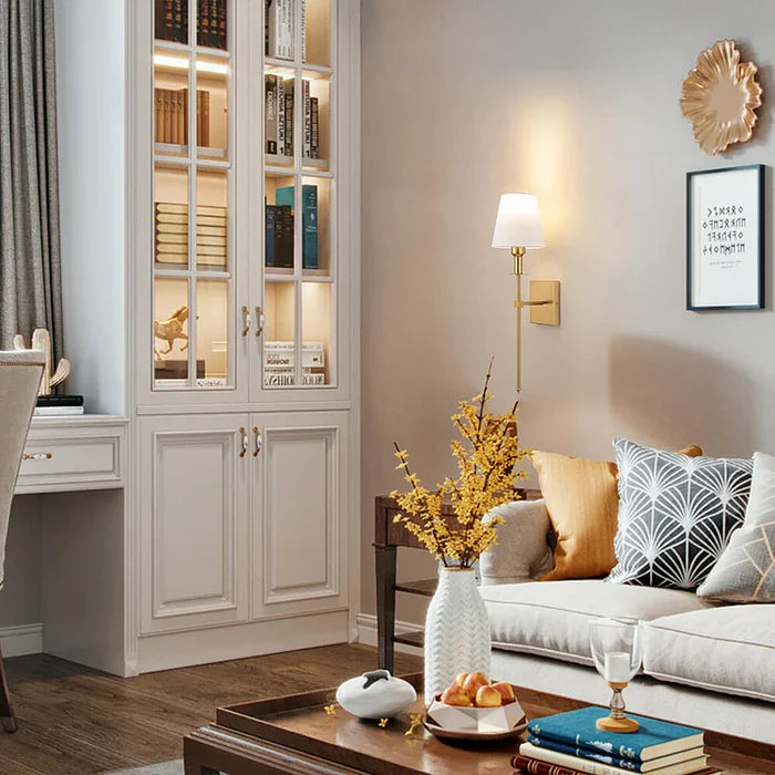 AuraVolt – Applique murale LED sans fil dimmable, blanc, salon